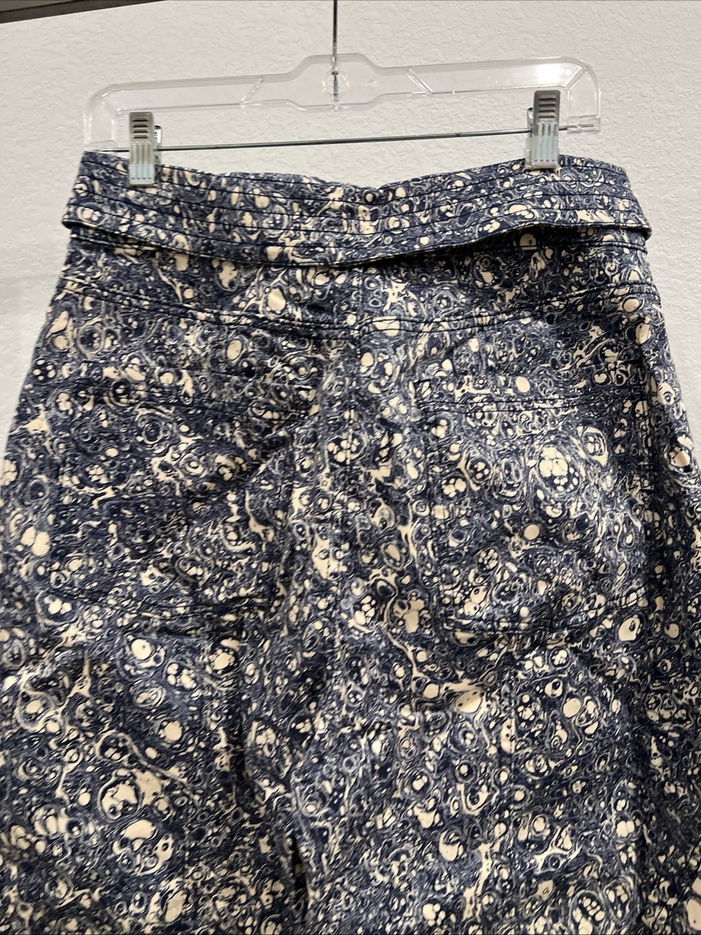 Ulla Johnson Navy and Cream Printed High-Waist Jeans - Picture 7 of 8